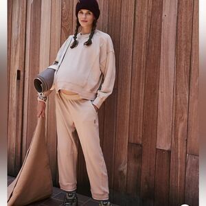 NEW Free People Movement Intercept Sweat Pants in Desert Sand Size Small